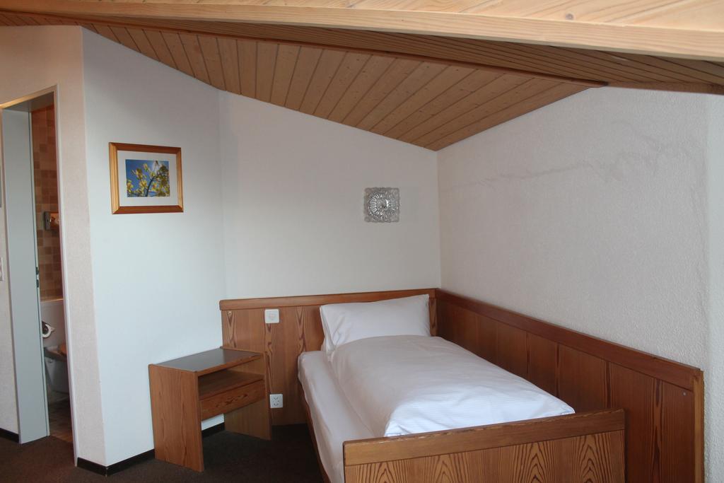 Hotel & Restaurant Chaernsmatt Rothenburg Kamer foto